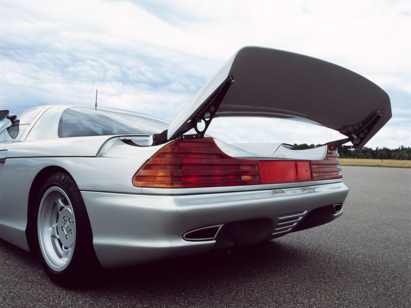 Mercedes likened the air brake to that of the old ‘50s SLR racers, much like the gullwing doors. Photo Credit: M-B